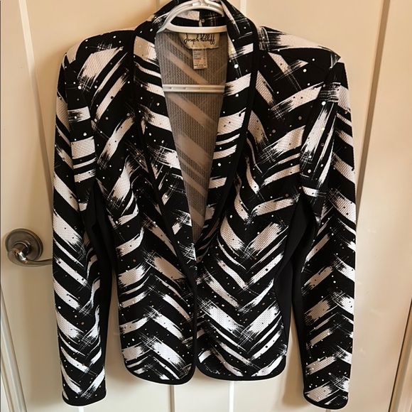 Joseph Ribkoff Black & White Sparkly Event Zigzag Blazer Jacket, size 10 - Picture 1 of 5